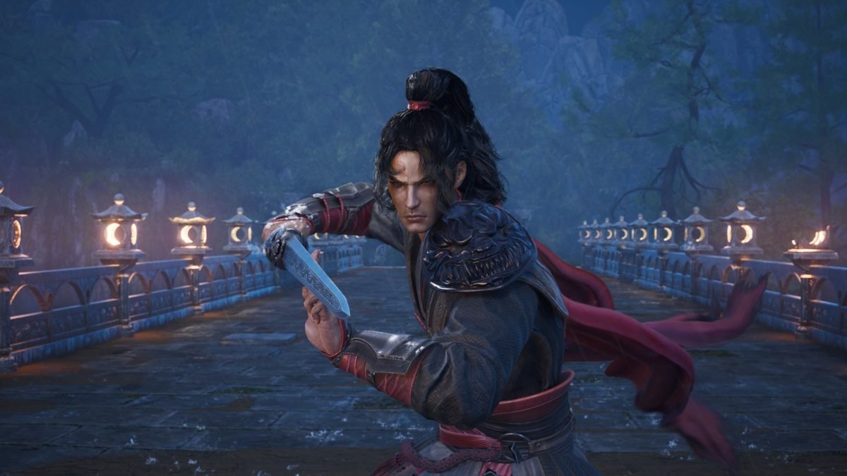 Zhang Yixian on the lantern bridge at night